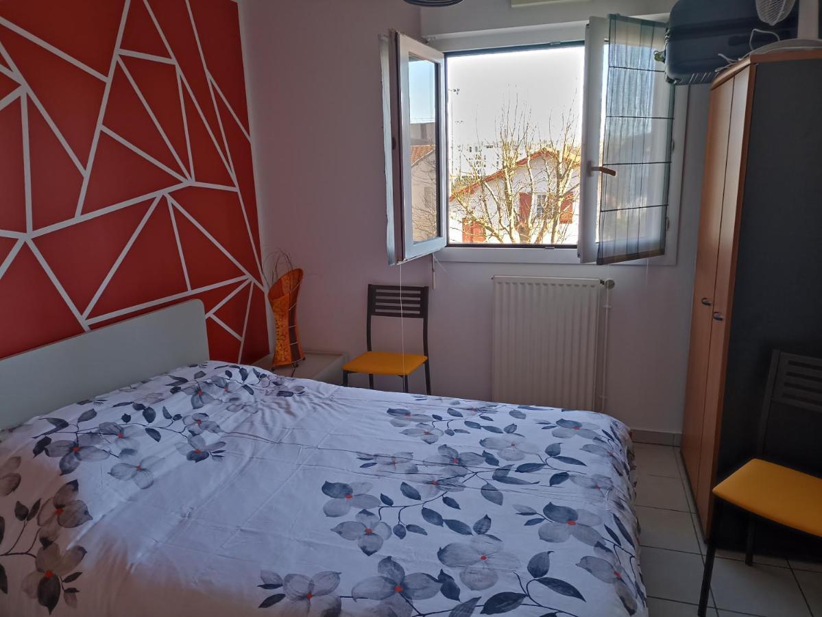 Bayonne Appartement 63M2 Avec Terrase Parking Wifi Eksteriør bilde